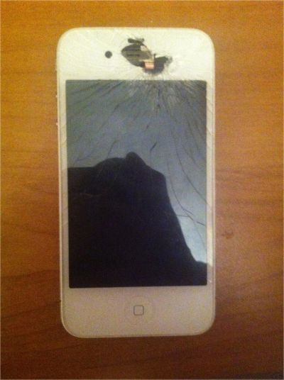 Лот: 8881975. Фото: 1. iPhone 4. Смартфоны