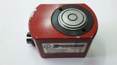 Лот: 15606837. Фото: 1. ДН10-10П Домкрат низкий. Домкраты