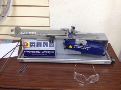 Лот: 6145815. Фото: 1. Станок для заточки коньков ProSharp... Другое (оборудование)