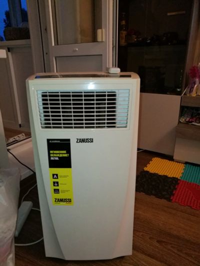 Лот: 14236799. Фото: 1. Мобильный кондиционер Zanussi... Кондиционеры, сплит-системы