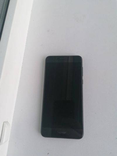 Лот: 17842010. Фото: 1. Honor 8. Смартфоны