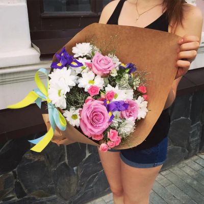 Лот: 8165001. Фото: 1. Сборный букет. Цветы на Щорса... Свежие цветы