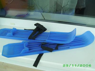 Лот: 1917622. Фото: 1. Лыжи пластмасса. Санки, снегокаты, ледянки, аксессуары