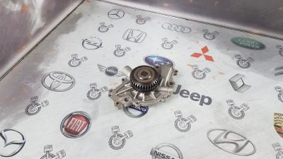 Лот: 23588390. Фото: 1. Помпа Chrysler 300C EER 04892425AA. Двигатель и элементы двигателя