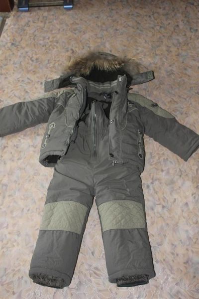 Лот: 3170282. Фото: 1. Продам зимний комплект детский. Верхняя одежда