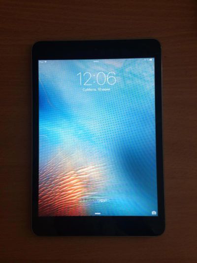 Лот: 9818738. Фото: 1. Apple iPad mini Black 16GB WiFi. Планшеты