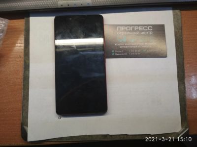 Лот: 17434133. Фото: 1. Смартфон Lenovo A6010 Red. Смартфоны