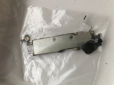 Лот: 13965740. Фото: 1. Плата iPhone se. Микросхемы и платы