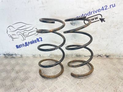 Лот: 25513112. Фото: 1. пружины toyota Corolla ZZE120. Двигатель и элементы двигателя