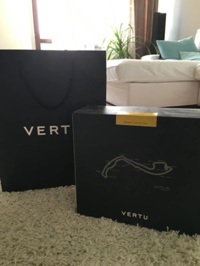 Лот: 6625760. Фото: 1. VERTU Monaco. Кнопочные мобильные телефоны