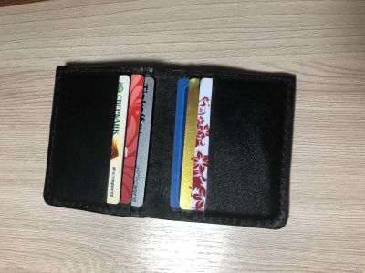 Лот: 12997057. Фото: 1. Кожаный кошелёк ручной работы. Бумажники, кошельки, портмоне
