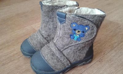 Лот: 8161475. Фото: 1. Валенки на ножку 13,5 см. По стельке... Валенки, угги, унты