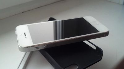 Лот: 4914536. Фото: 1. iPhone 5. Смартфоны