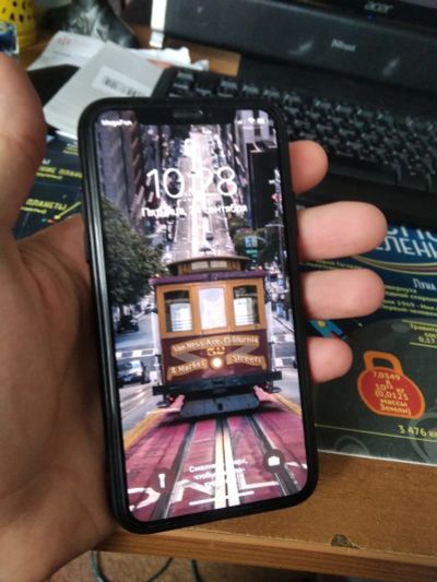 Лот: 18141324. Фото: 1. iPhone XS 64 gb идеал состояние. Смартфоны