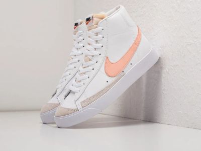 Лот: 20007170. Фото: 1. Кроссовки Nike Blazer Mid 77... Кеды, кроссовки, слипоны