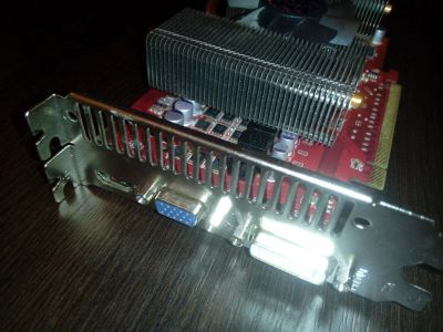 Лот: 6884418. Фото: 1. GeForce GTX 560 1024Mb GDDR5 256bit... Видеокарты