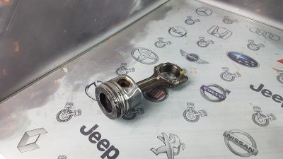 Лот: 24010992. Фото: 1. Поршень с шатуном Hyundai Tucson... Двигатель и элементы двигателя