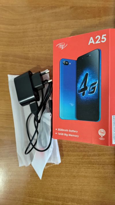 Лот: 19204709. Фото: 1. 5" Смартфон Itel A25 16 ГБ синий. Смартфоны