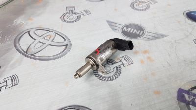 Лот: 23587764. Фото: 1. Клапан электромагнитный Audi A5... Топливная система