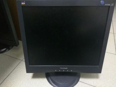 Лот: 11594451. Фото: 1. Мониторы 17". ЖК-мониторы