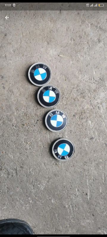 Лот: 21540121. Фото: 1. Колпачки оригинал BMW 328i. Двигатель и элементы двигателя