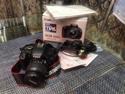 Лот: 6316178. Фото: 1. Canon EOS 600D. Цифровые зеркальные