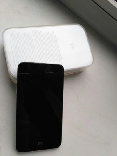 Лот: 11413660. Фото: 1. ipod touch 4g. Плееры