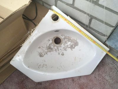 Лот: 11237694. Фото: 1. Угловая раковина Ideal 40х40. Раковины, умывальники