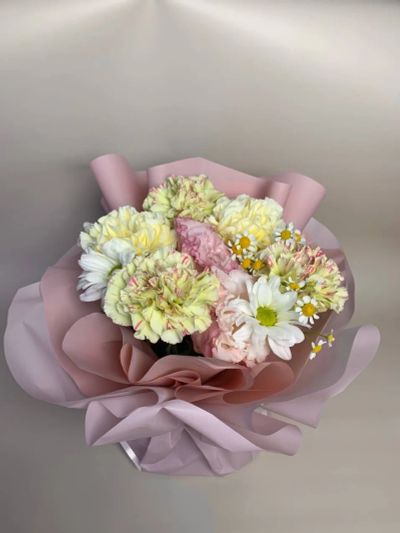 Лот: 25433625. Фото: 1. 10. Композиция из живых цветов. Свежие цветы