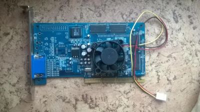 Лот: 8207547. Фото: 1. nvidia geforce2 MX400 32Mb 4.5... Видеокарты