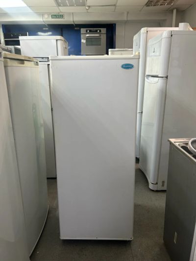 Лот: 25889847. Фото: 1. Холодильник (05228). Холодильники, морозильные камеры