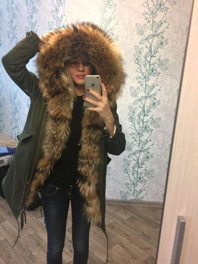 Лот: 10880002. Фото: 1. Парка с мехом. Верхняя одежда