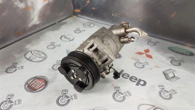 Лот: 23591477. Фото: 1. Компрессор кондиционера Nissan... Двигатель и элементы двигателя