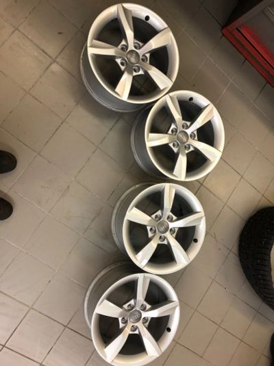 Лот: 15396825. Фото: 1. Диски Audi. Диски