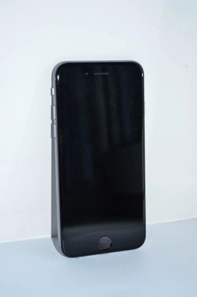 Лот: 10648967. Фото: 1. iPhone 6 64Gb Space Gray. Смартфоны