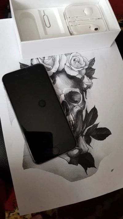 Лот: 11515712. Фото: 1. IPhone 6s. Смартфоны