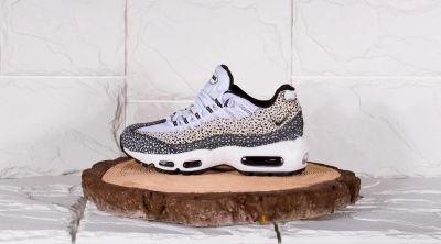 Лот: 10823663. Фото: 1. Кроссовки Nike Air Max 95 арт... Кеды, кроссовки, слипоны