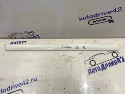 Лот: 21714640. Фото: 1. молдинг двери Honda Domani MB3. Двигатель и элементы двигателя