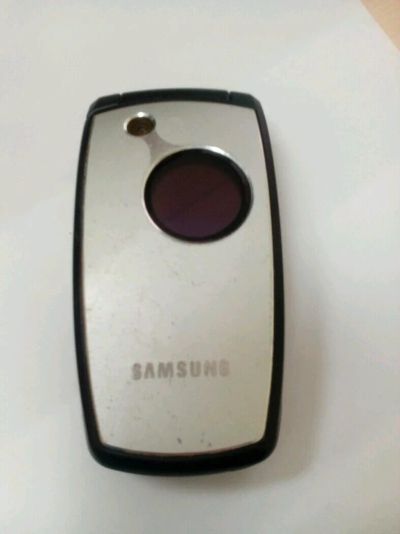 Лот: 10947879. Фото: 1. №1010. Samsung SGH-E760. Кнопочные мобильные телефоны