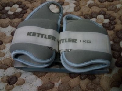 Лот: 9041653. Фото: 1. Kettler wrist band 2x1 кг для... Фитнес, аэробика и гимнастика