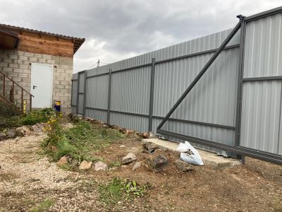 Лот: 20089592. Фото: 1. Монтаж забора. Услуги сантехника, монтаж отопления