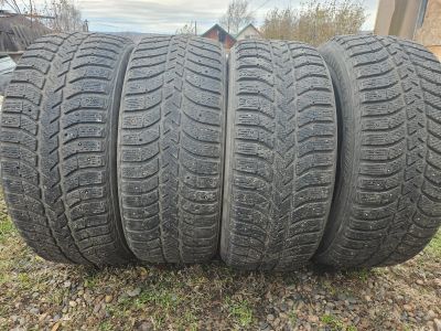 Лот: 24558466. Фото: 1. Автошины 235 55 r18 зимние шипованные. Шины