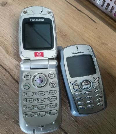 Лот: 25433773. Фото: 1. Ретро-мобильники Panasonic. Кнопочные мобильные телефоны