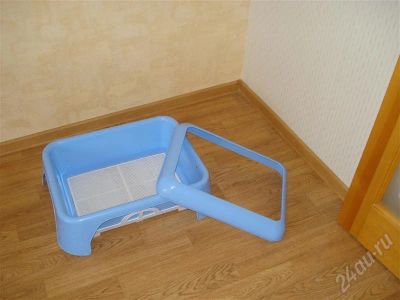 Лот: 583376. Фото: 1. Туалет для собаки или кошки. Миски, лотки, наполнители