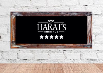 Лот: 7019583. Фото: 1. Cтол на четверых в Harat's Pub... Подарки на 8 марта