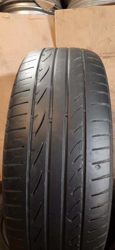 Лот: 17994227. Фото: 1. 215/60R16 95H Hankook Ventus ME01... Шины