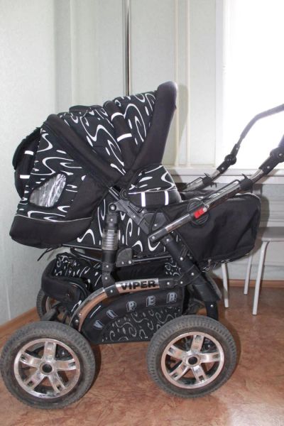 Лот: 5467361. Фото: 1. Продам детскую коляску Riko Viper. Коляски