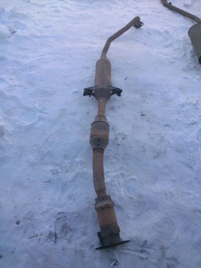 Лот: 11197555. Фото: 1. Глушитель Toyota Corolla Fielder... Выхлопная система