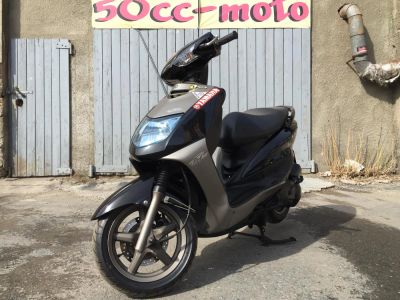 Лот: 5435272. Фото: 1. Мопед (скутер ) Yamaha Cygnus... Мотороллеры, мопеды