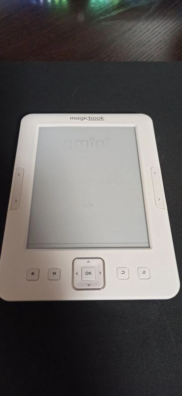 Лот: 19787583. Фото: 1. Электронная книга Gmini magicbook... Электронные книги